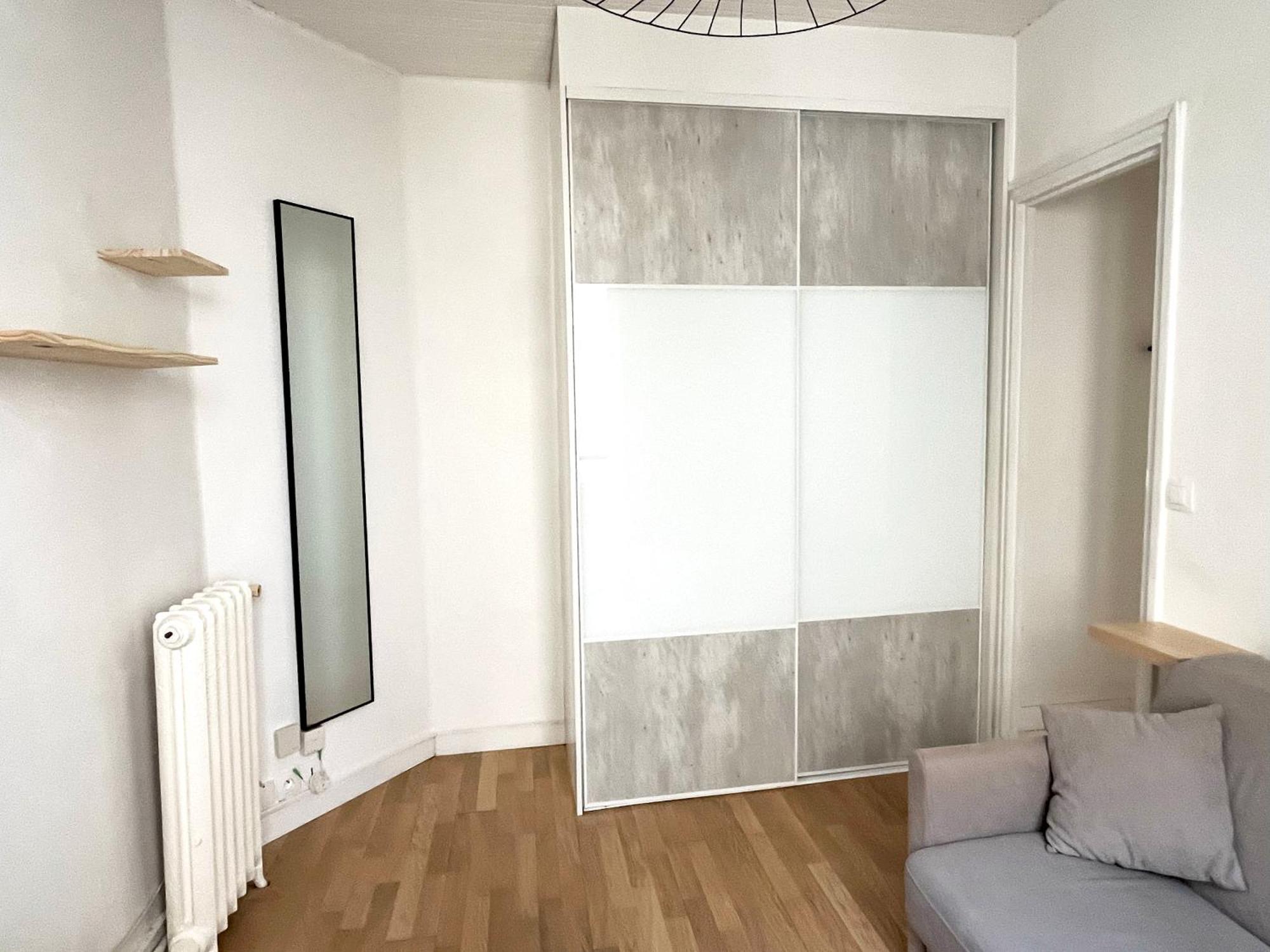 Cosy Canal Saint Martin Apartment *